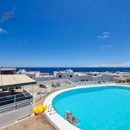 Casa Louie Marie - Sea View Aircon Wifi Vv In Portonovo Complex Apartmán